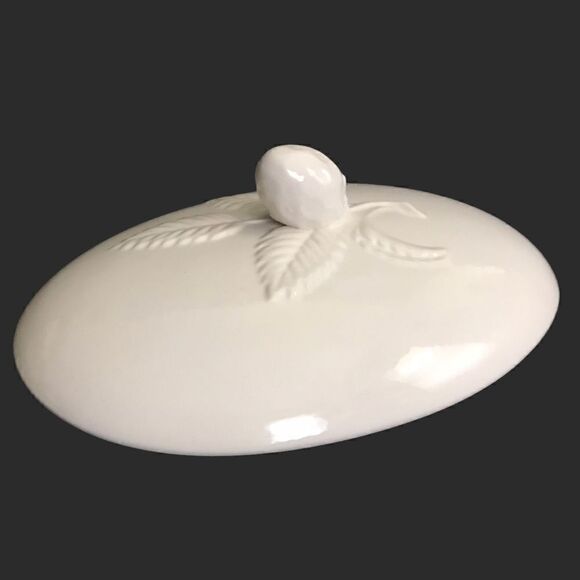 Mikasa English Countryside White LID ONLY for 2Qt Open Handle Covered Casserole - Picture 3 of 15